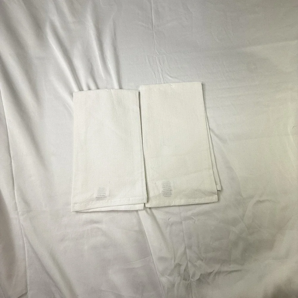 2 Flour Sack Cotton Christmas Kitchen Towels (18x22